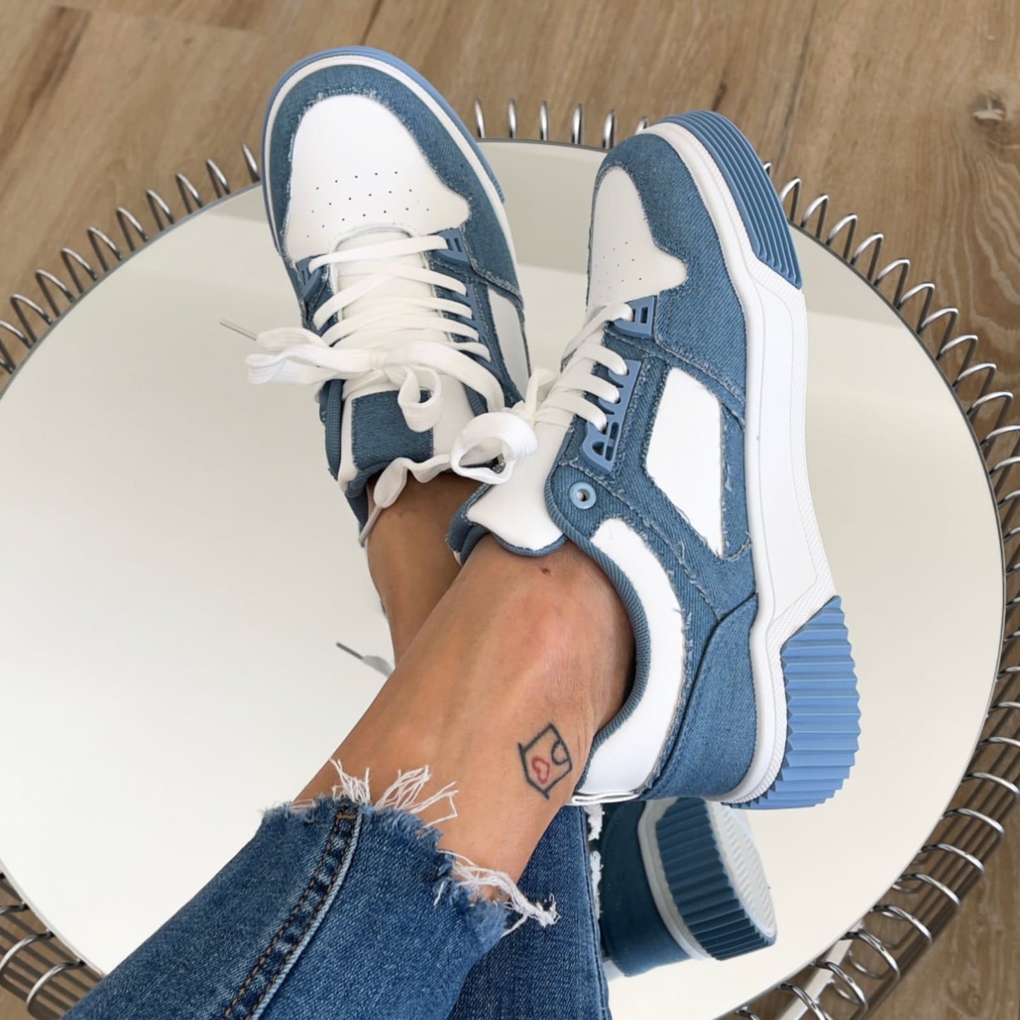 Sneakers Jeans